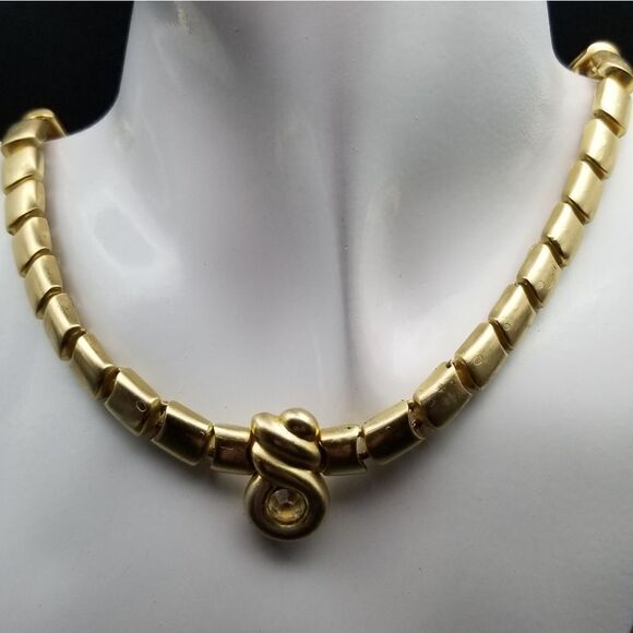 Gold filled snake knot chain necklace. N116 - Picture 1 of 2